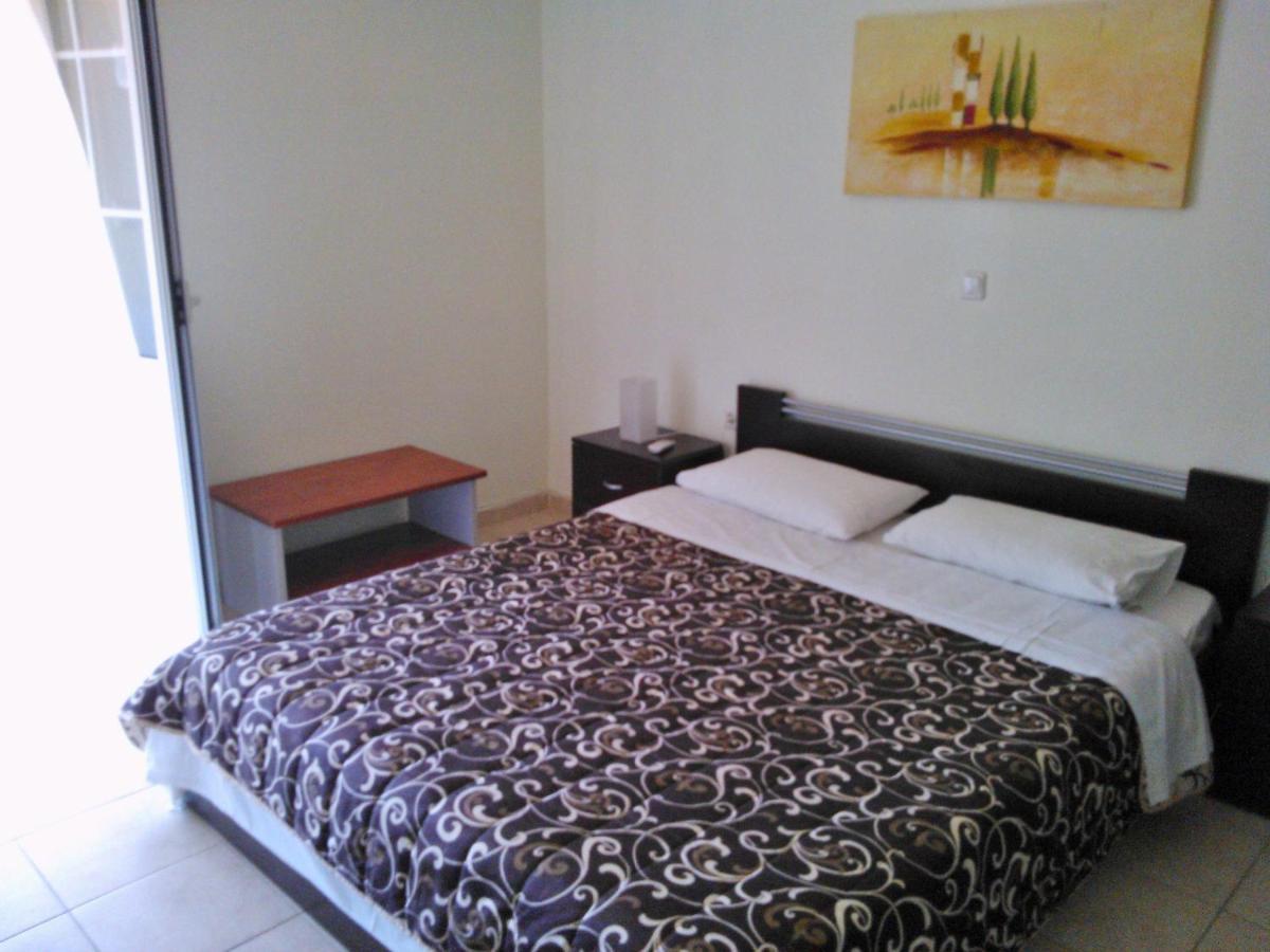 Niriides Apartments Asos Habitación foto